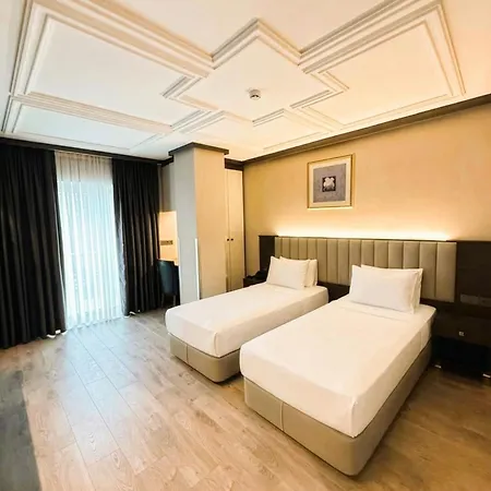 Hotel By Ketenci 3*
