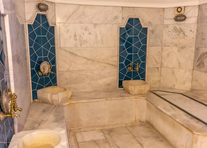 By Ketenci 3* Esmirna